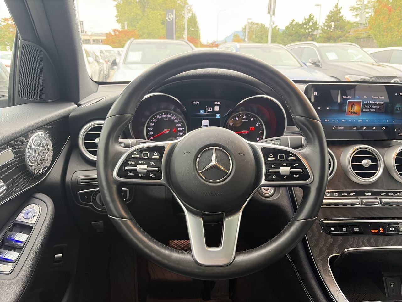 2021  GLC300