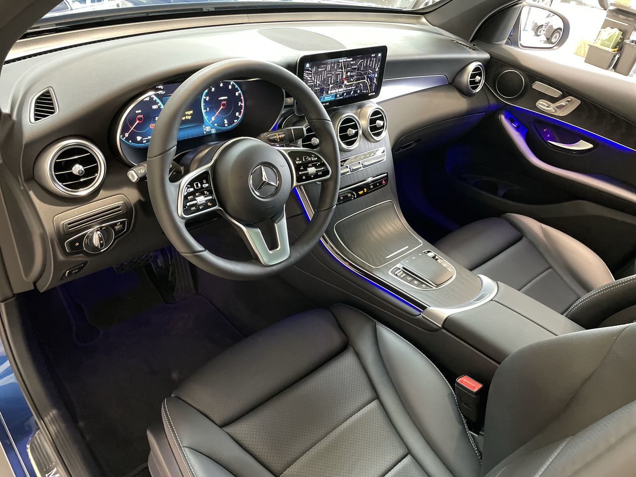 Mercedes-Benz GLC300  2022 à Vancouver, Colombie-Britannique