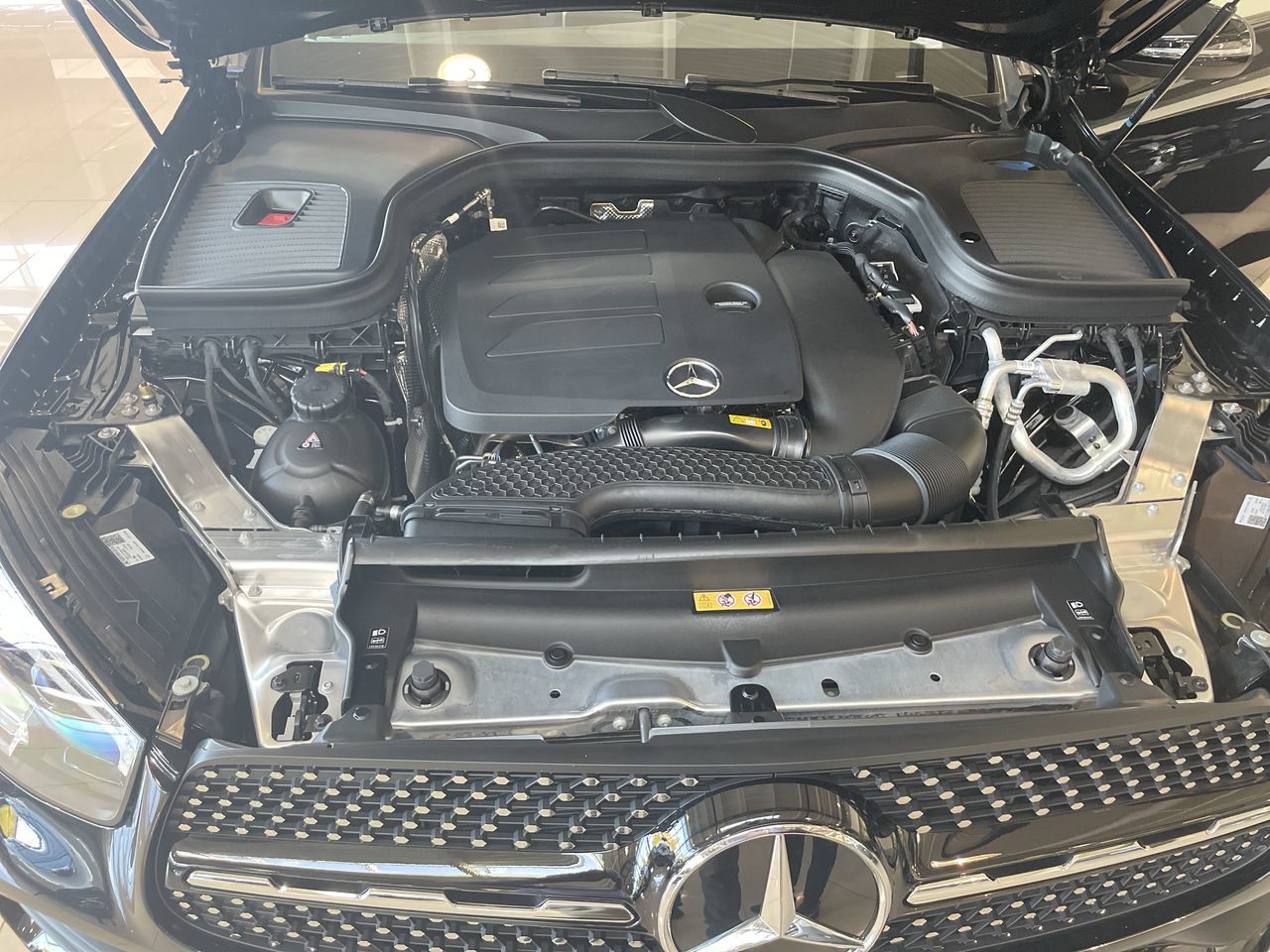 2022 Mercedes-Benz GLC300 in Vancouver, British Columbia
