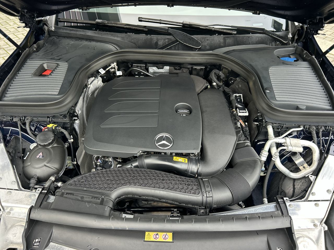 2022 Mercedes-Benz GLC300