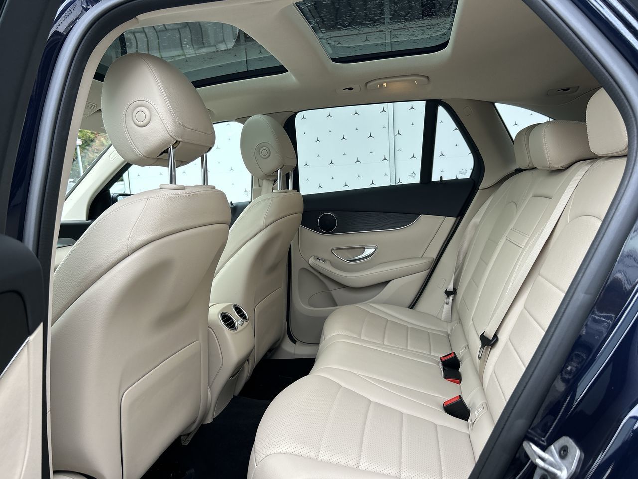 Mercedes-Benz GLC300  2022 à Vancouver, Colombie-Britannique