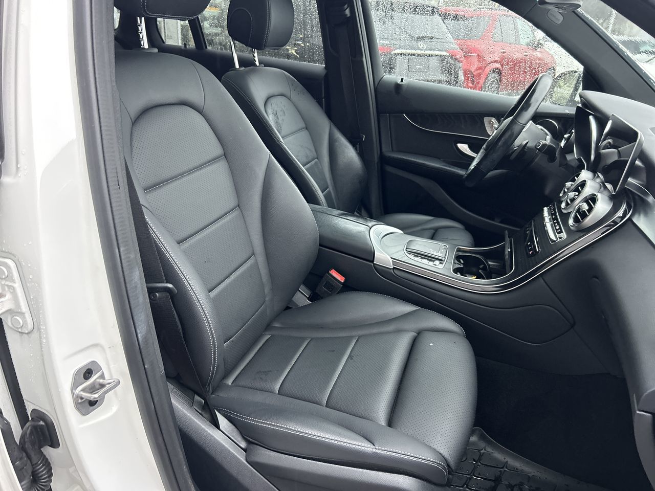 Mercedes-Benz GLC300  2022 à Vancouver, Colombie-Britannique