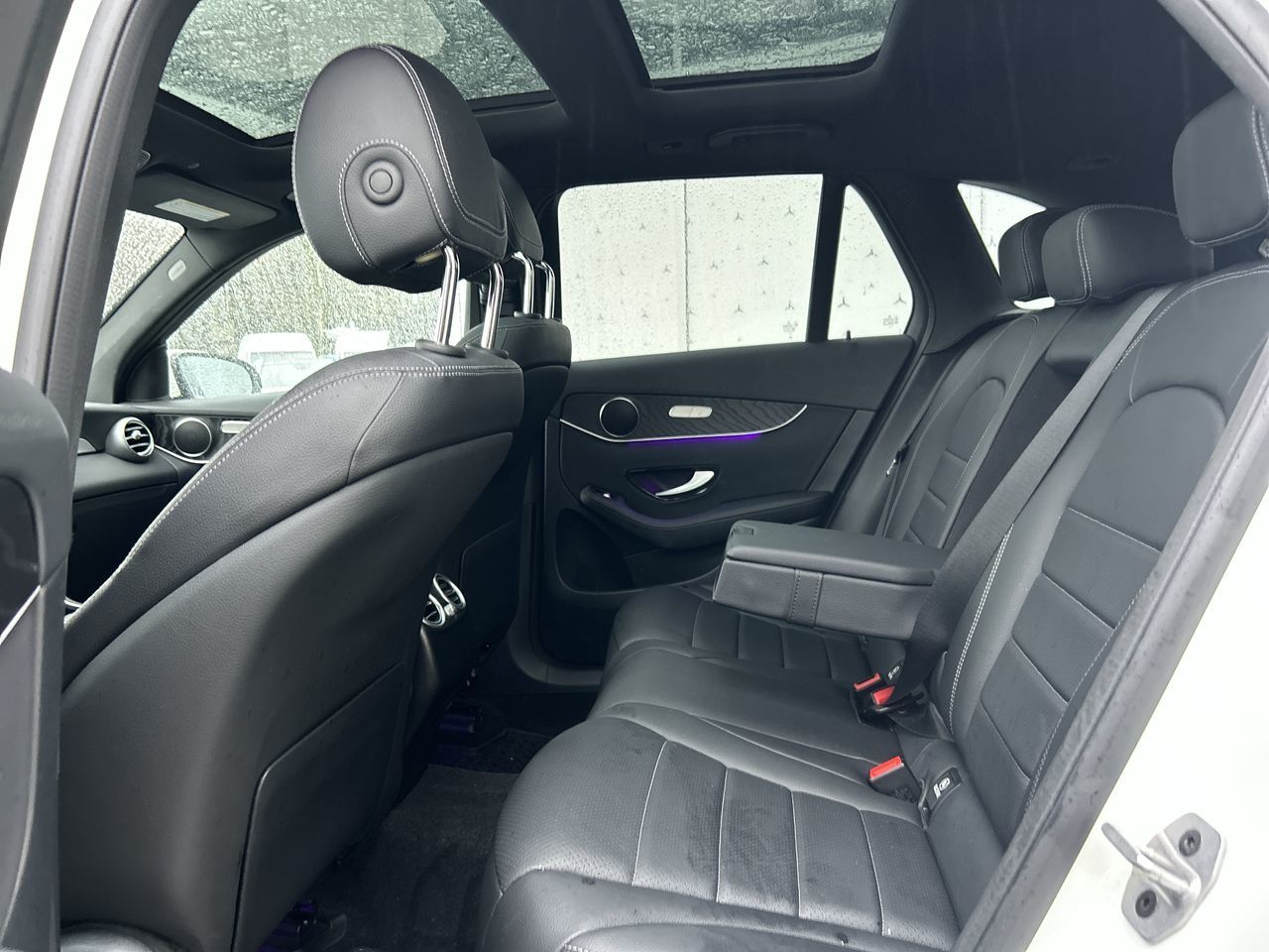 Mercedes-Benz GLC300  2022 à Vancouver, Colombie-Britannique