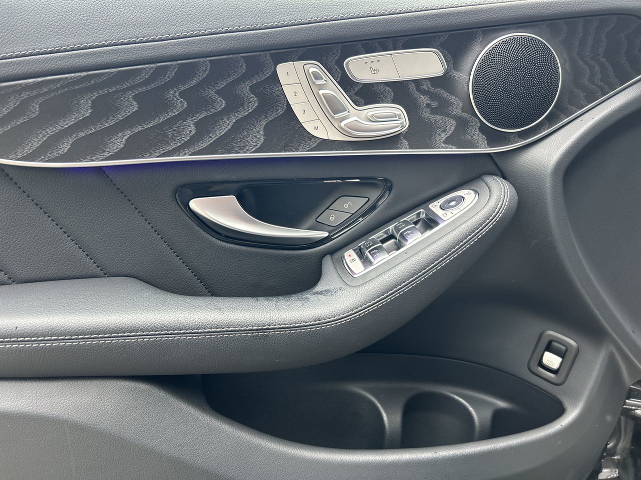 Mercedes-Benz GLC300  2022 à Vancouver, Colombie-Britannique