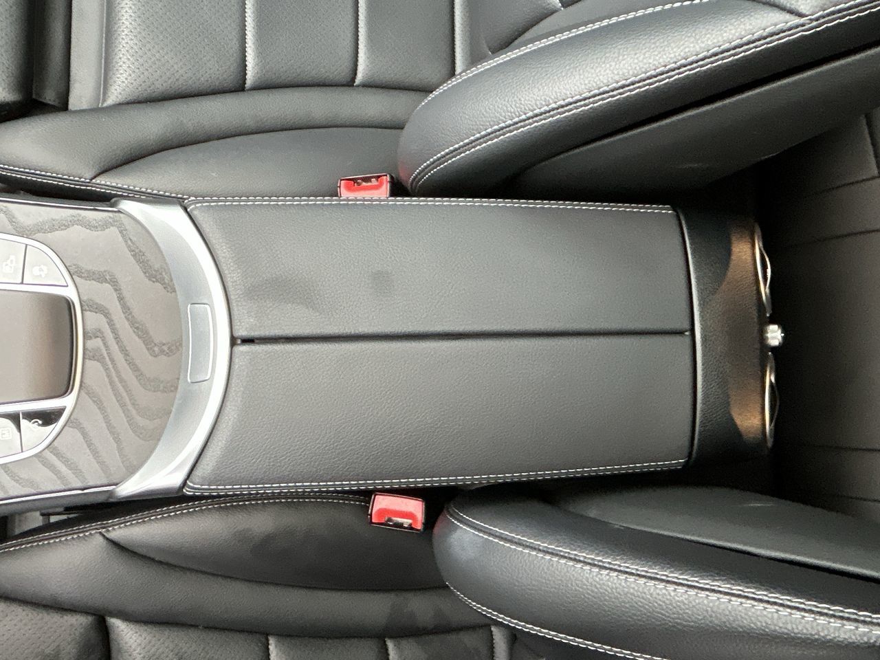 Mercedes-Benz GLC300  2022 à Vancouver, Colombie-Britannique