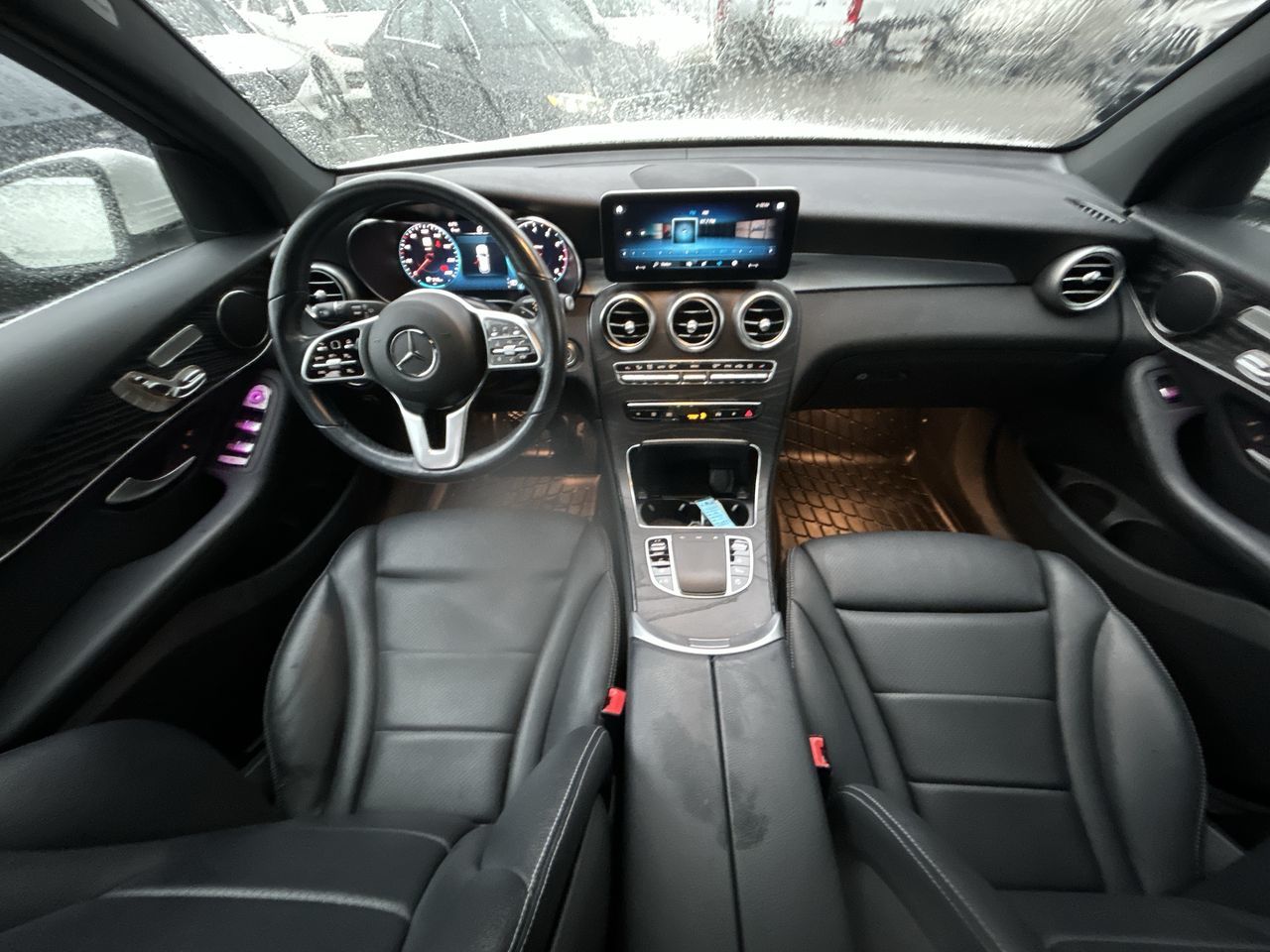 Mercedes-Benz GLC300  2022 à Vancouver, Colombie-Britannique