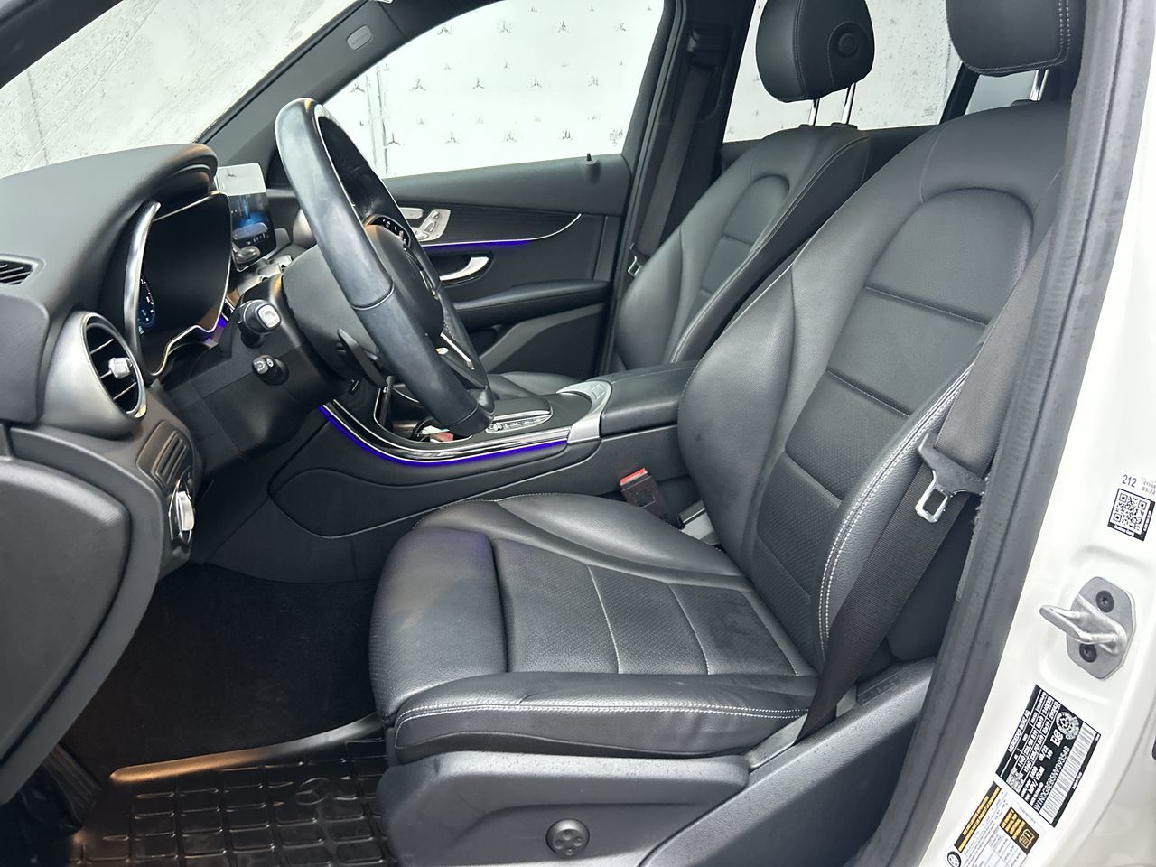 Mercedes-Benz GLC300  2022 à Vancouver, Colombie-Britannique