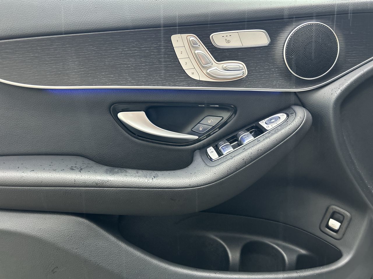 2022 Mercedes-Benz GLC300