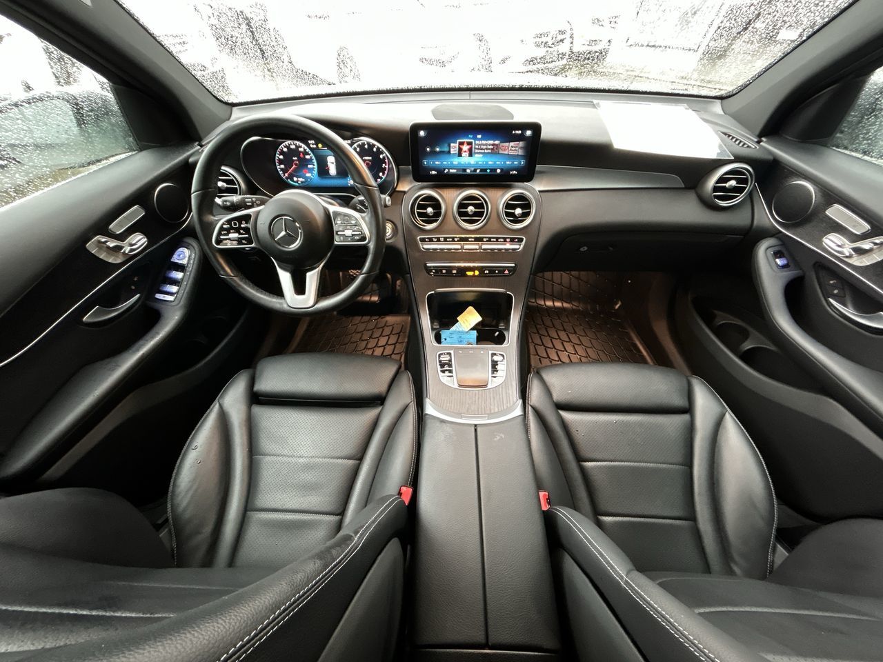 2022 Mercedes-Benz GLC300