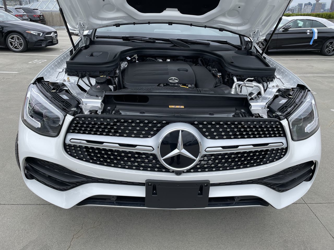 2022  GLC300