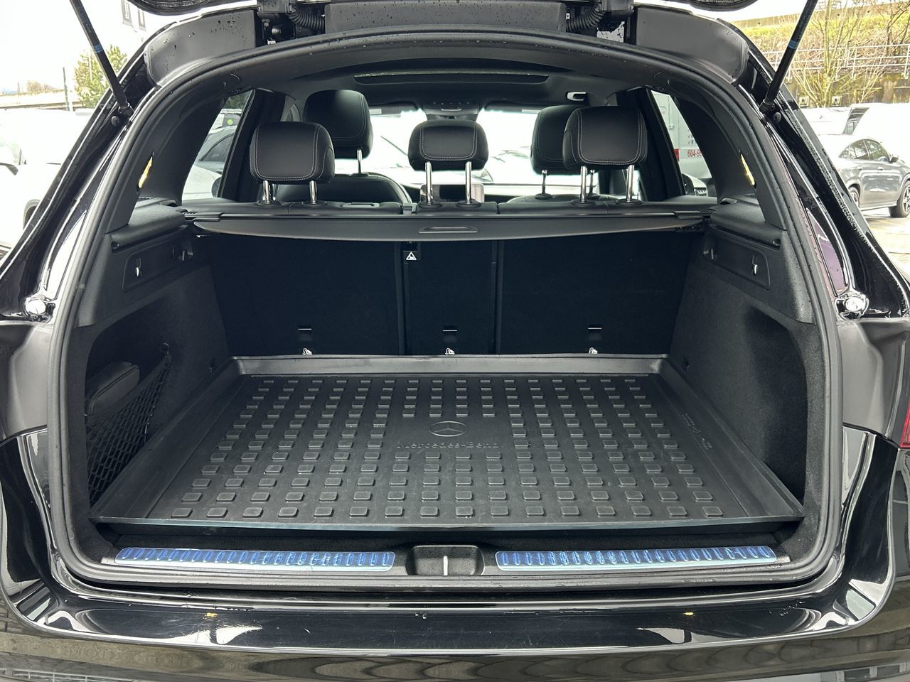 2022  GLC300