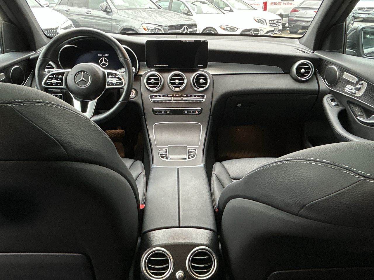 2022  GLC300