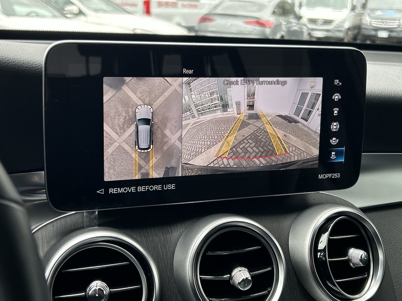 2022  GLC300