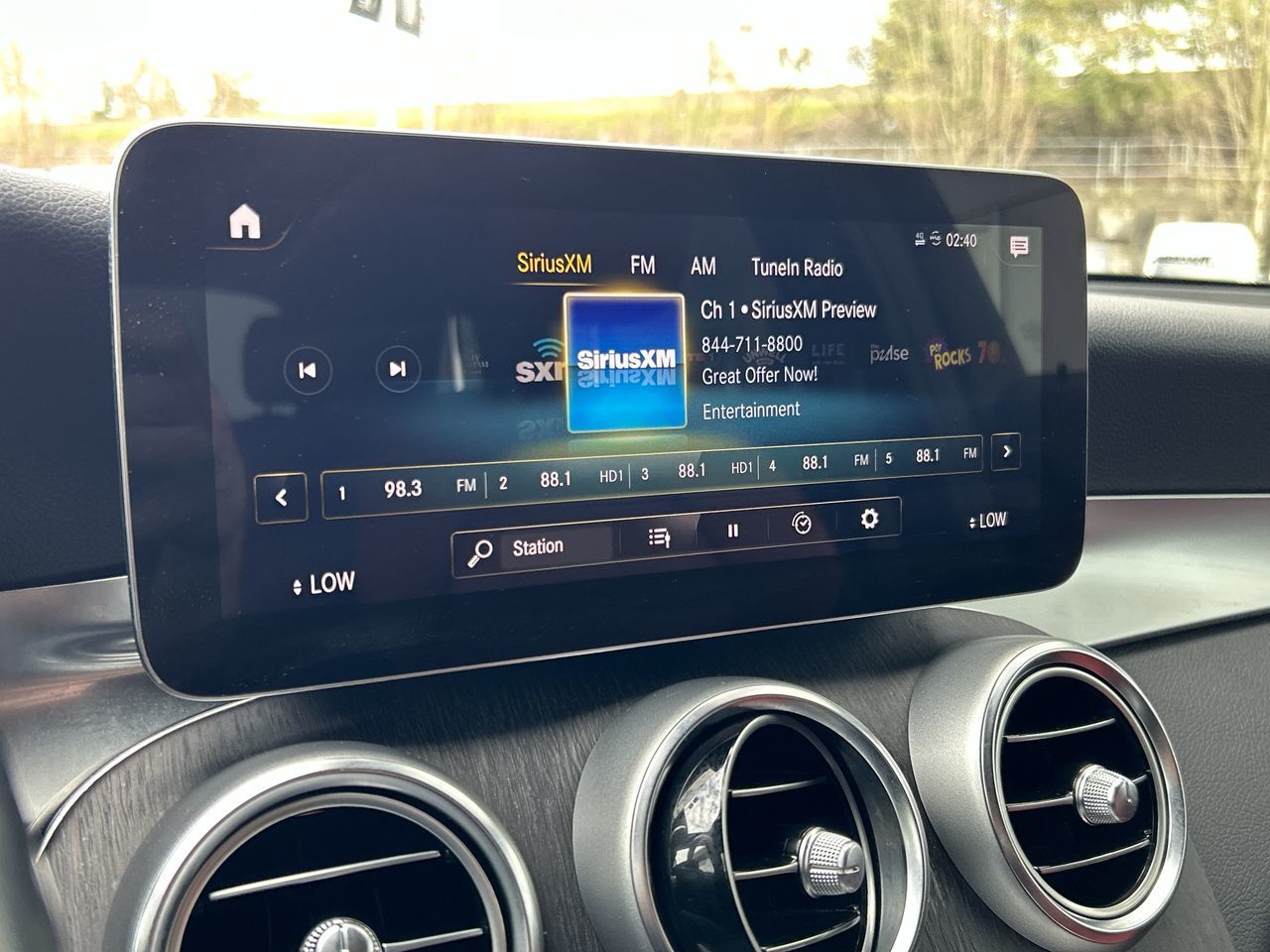 2022  GLC300