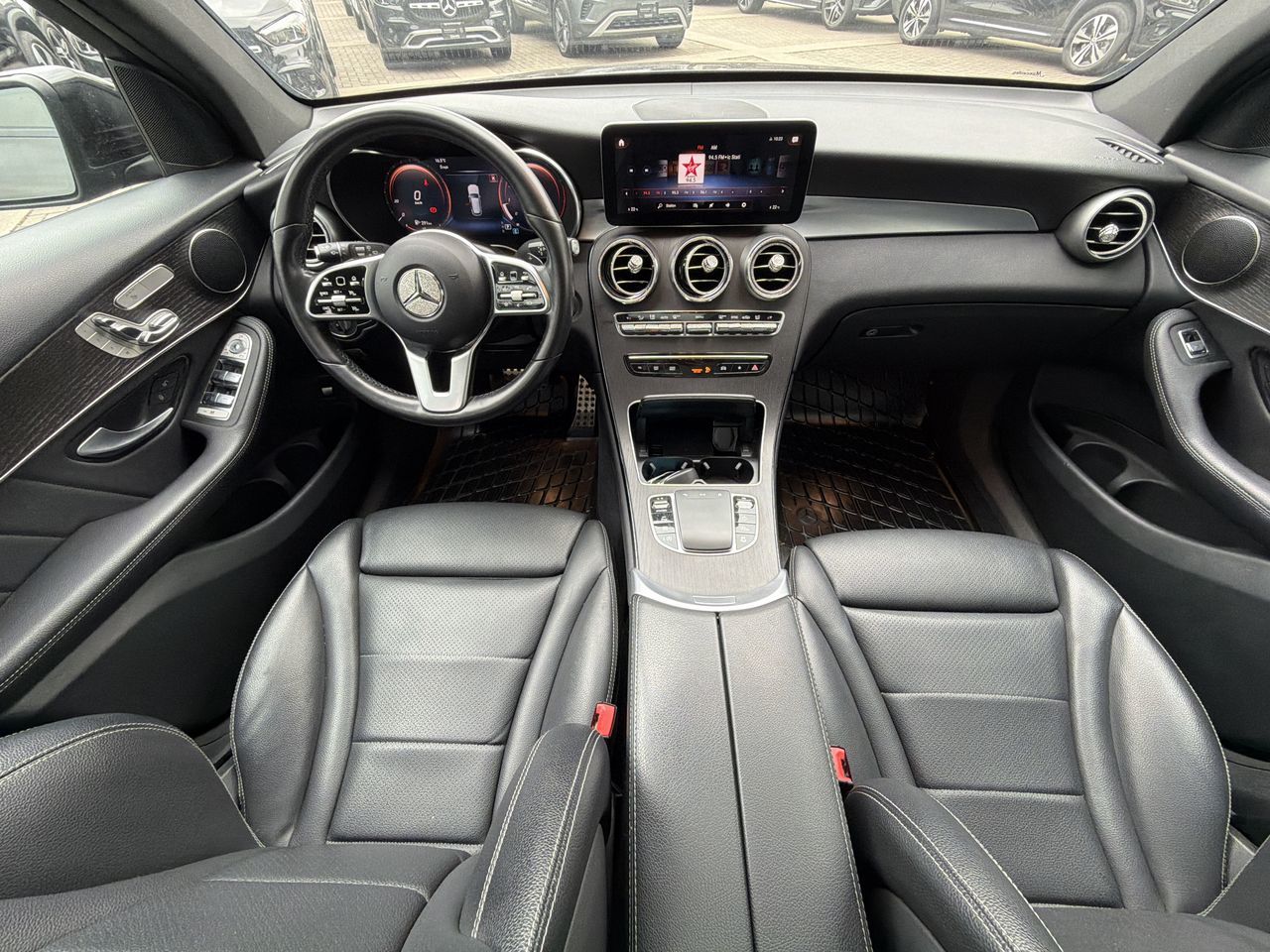 2022 Mercedes-Benz GLC300