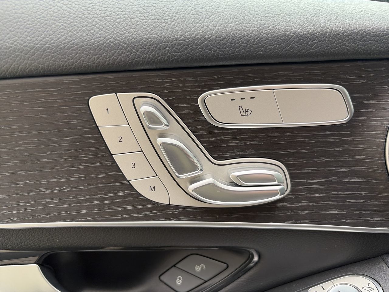 2022 Mercedes-Benz GLC300