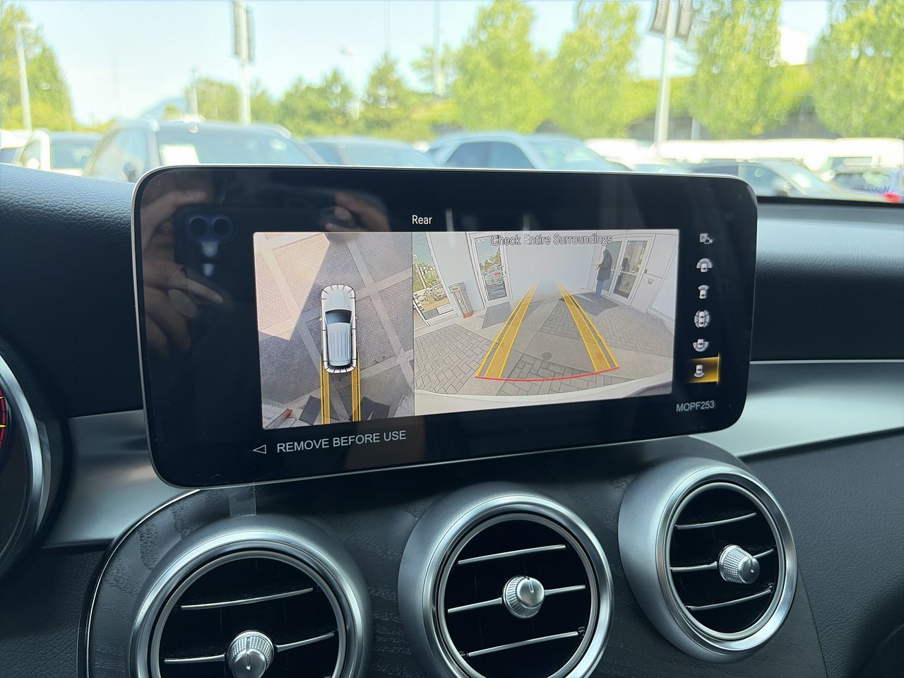 2022  GLC300