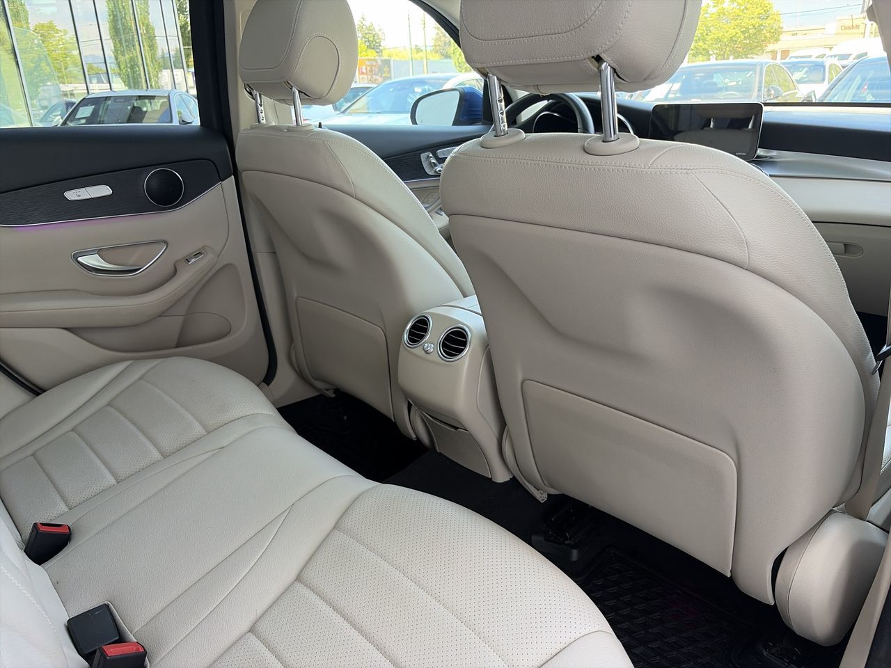 2022 Mercedes-Benz GLC300