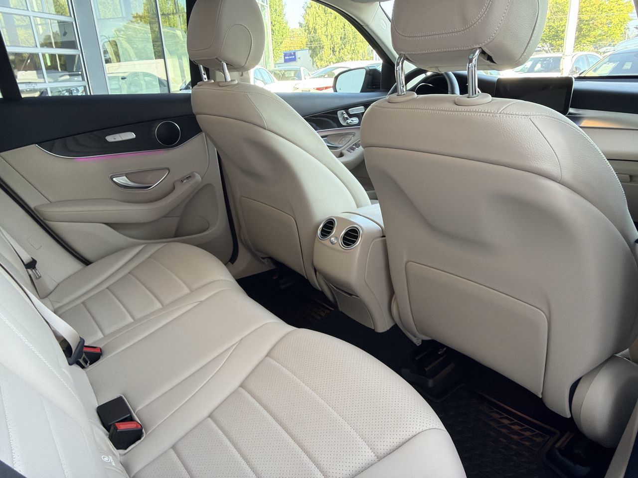 2022 Mercedes-Benz GLC300