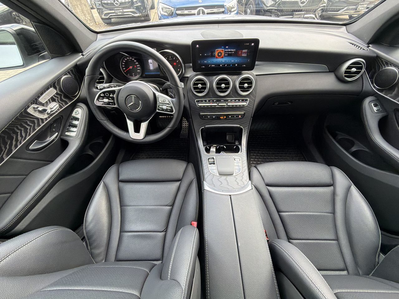 2022 Mercedes-Benz GLC300