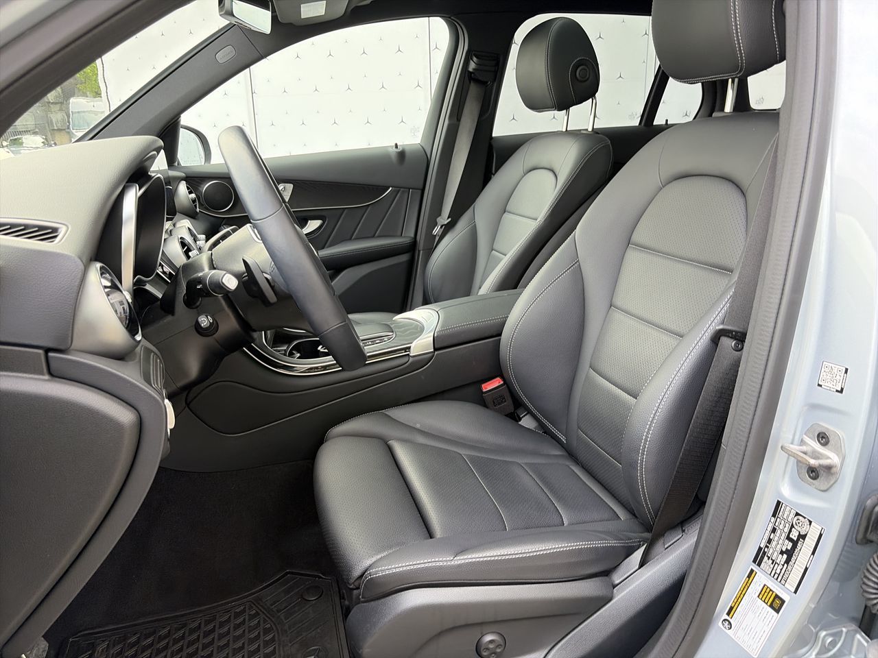 2022 Mercedes-Benz GLC300