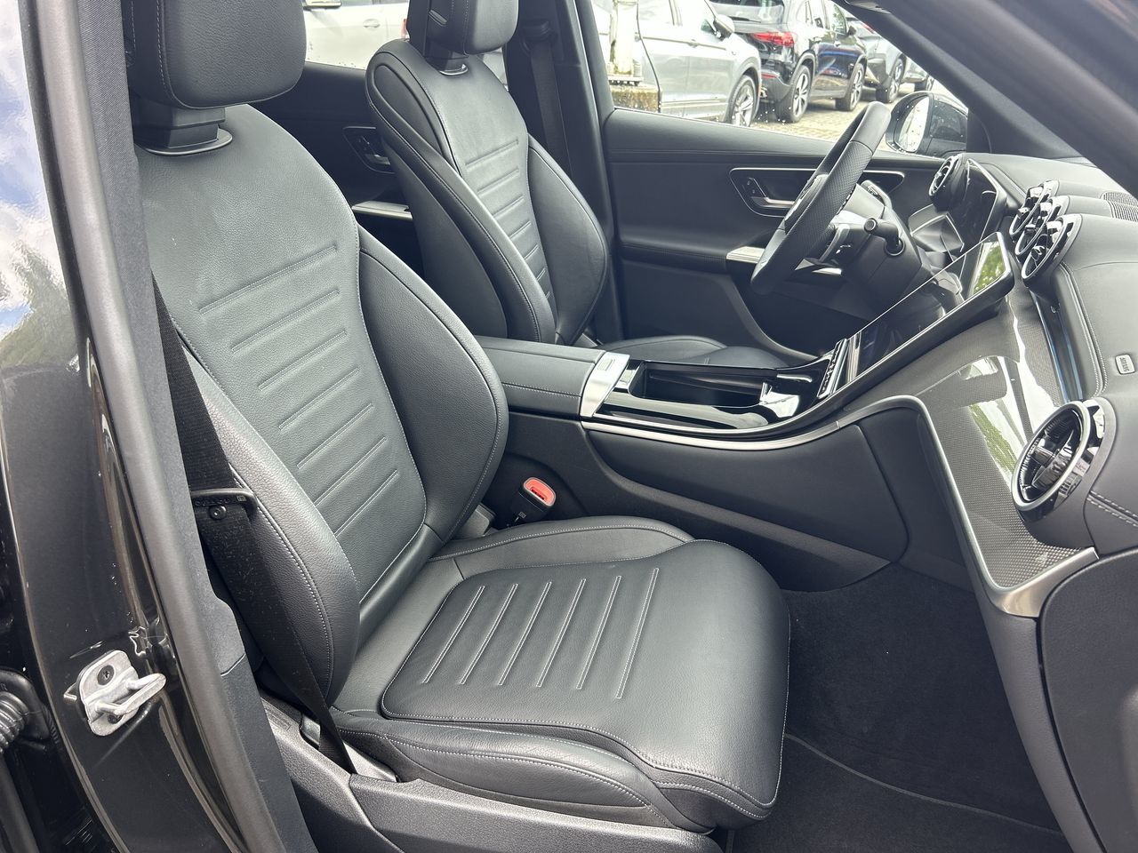 2023 Mercedes-Benz GLC300 in Vancouver, British Columbia