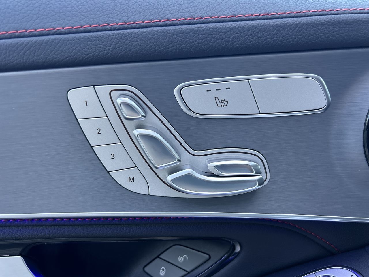 2023 Mercedes-Benz GLC300