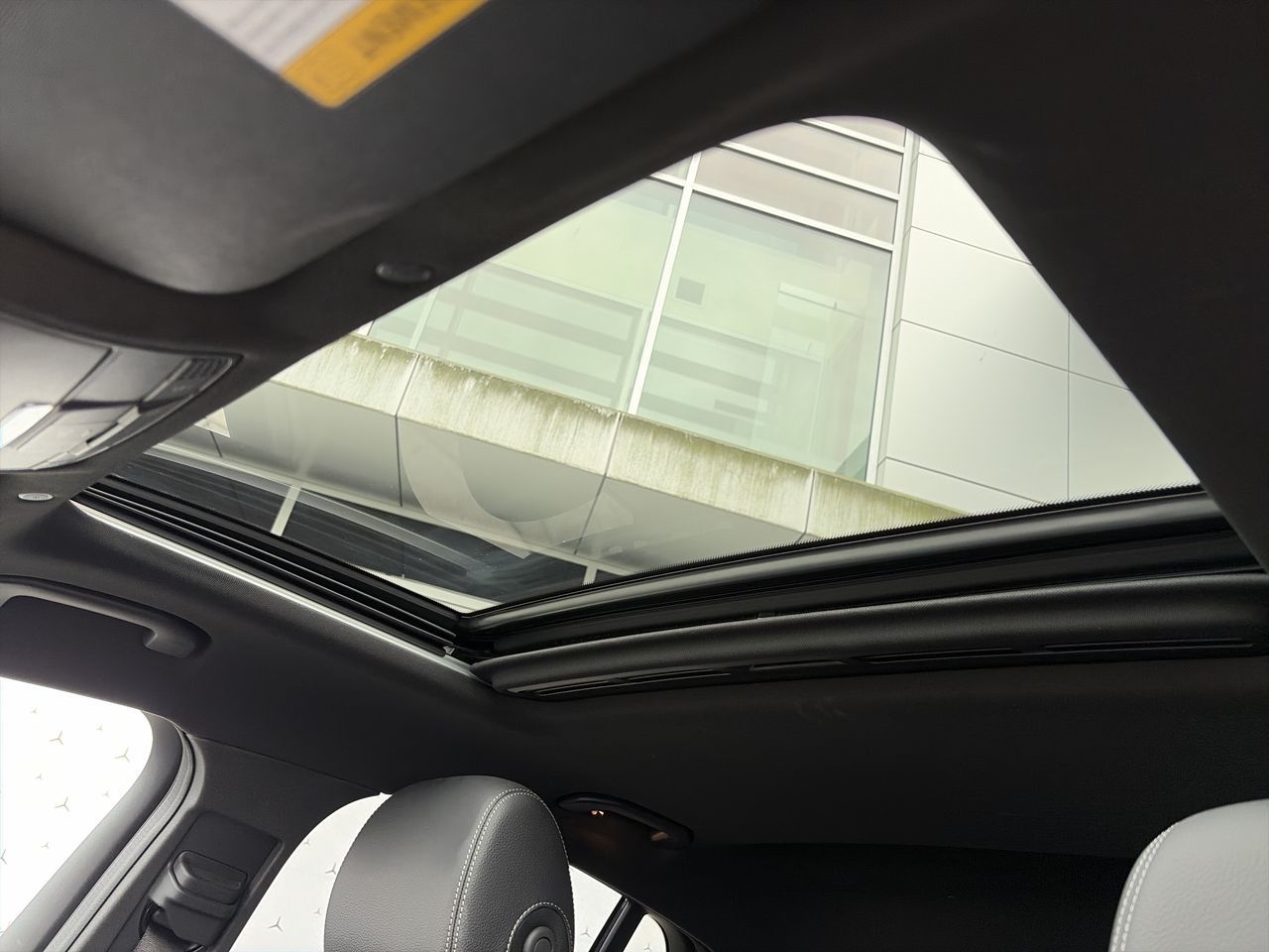 2023  GLC300
