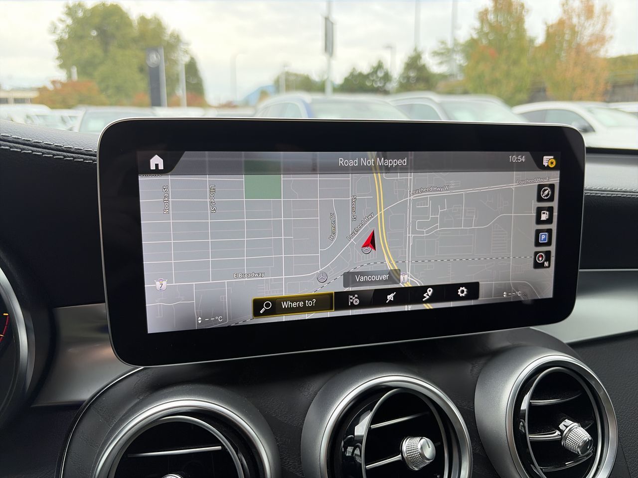 2023  GLC300