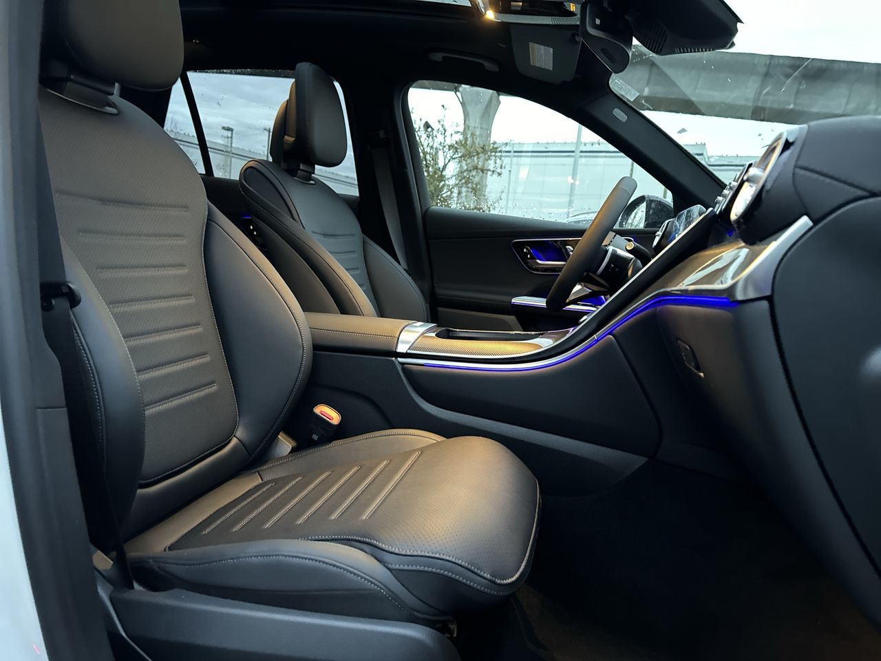 2025 Mercedes-Benz GLC300 in Vancouver, British Columbia