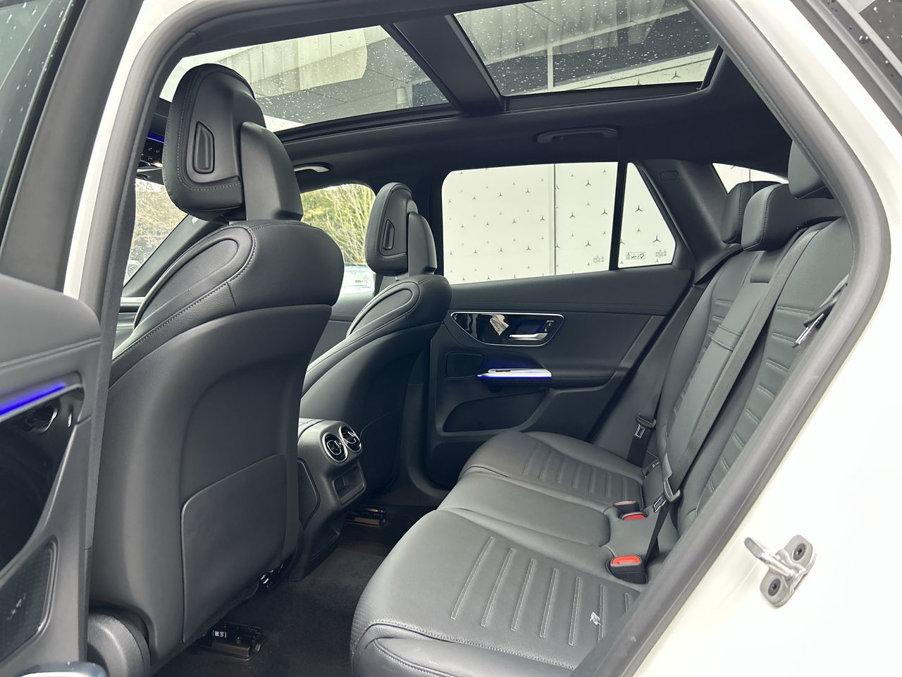 Mercedes-Benz GLC300  2025 à Vancouver, Colombie-Britannique