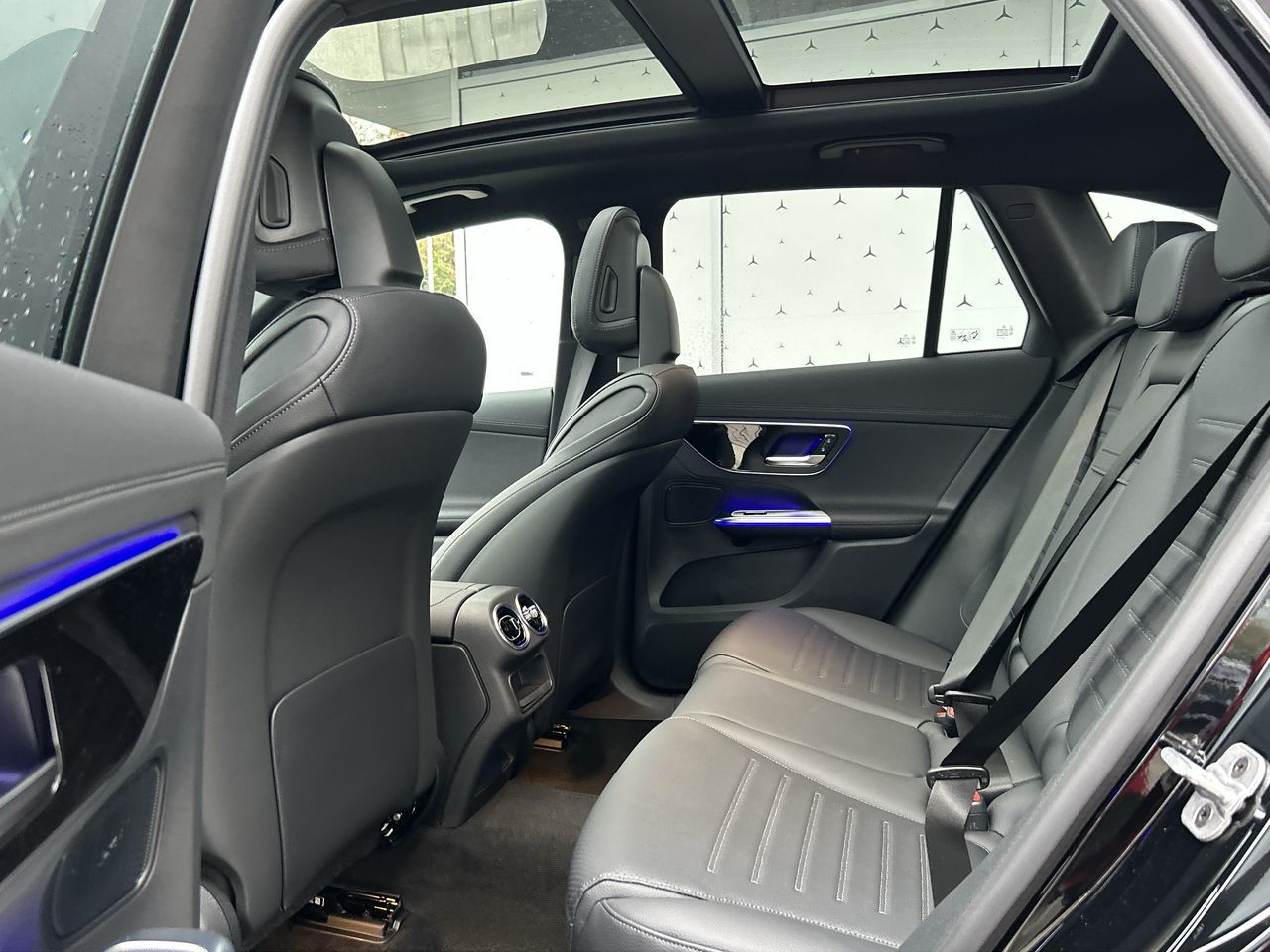 Mercedes-Benz GLC300  2025 à Vancouver, Colombie-Britannique