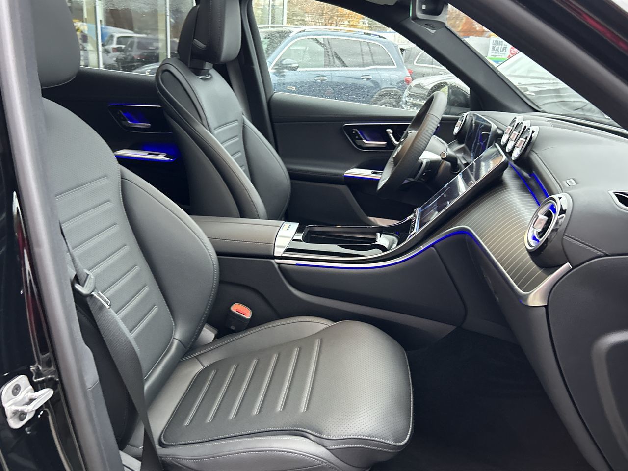 2025 Mercedes-Benz GLC300 in Vancouver, British Columbia