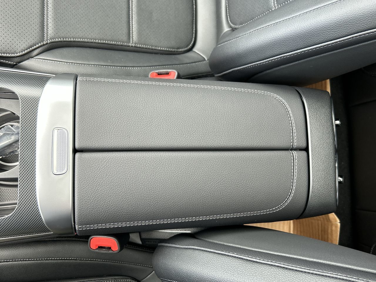 2025 Mercedes-Benz GLC300 in Vancouver, British Columbia