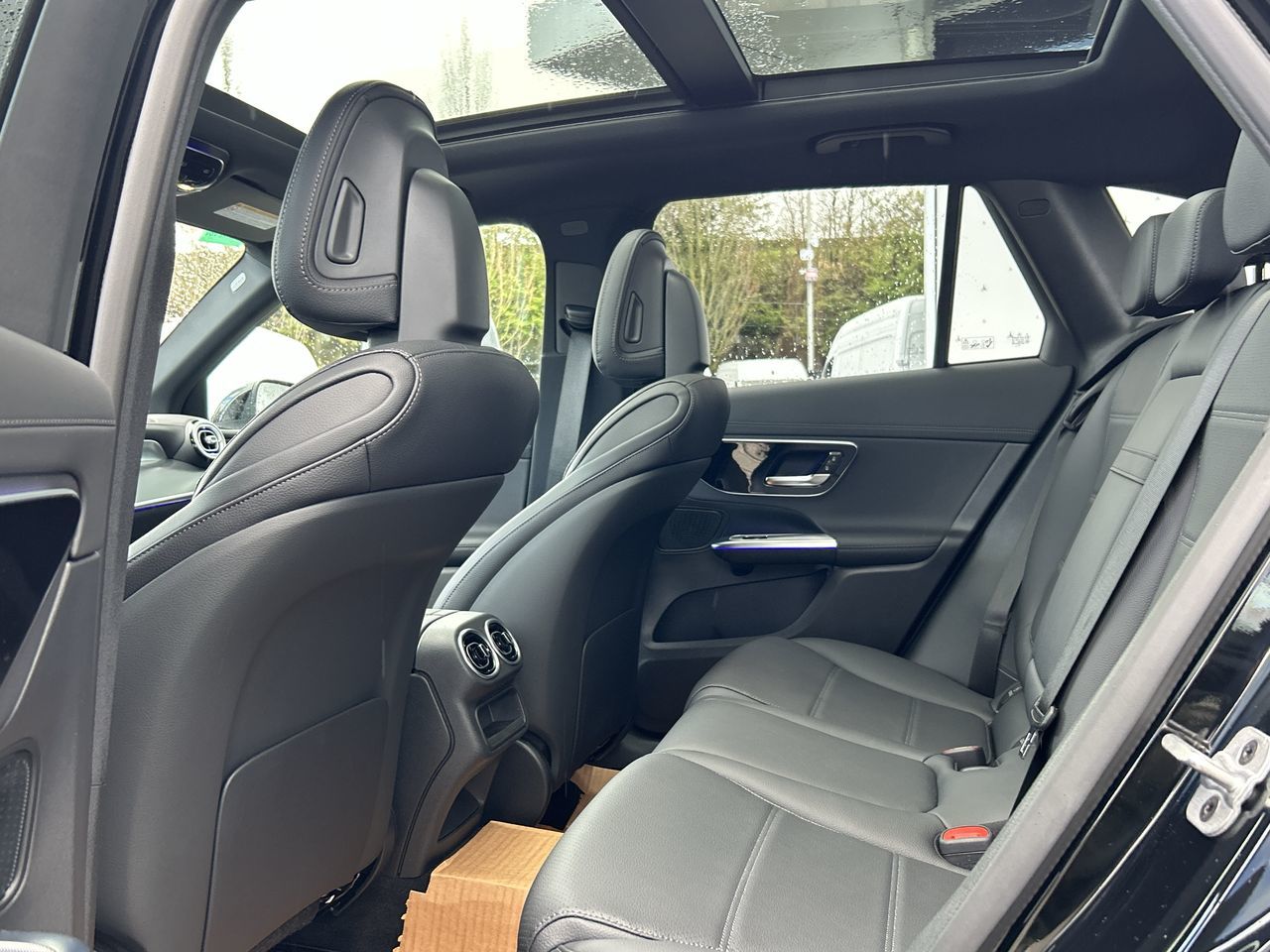 2025 Mercedes-Benz GLC300 in Vancouver, British Columbia