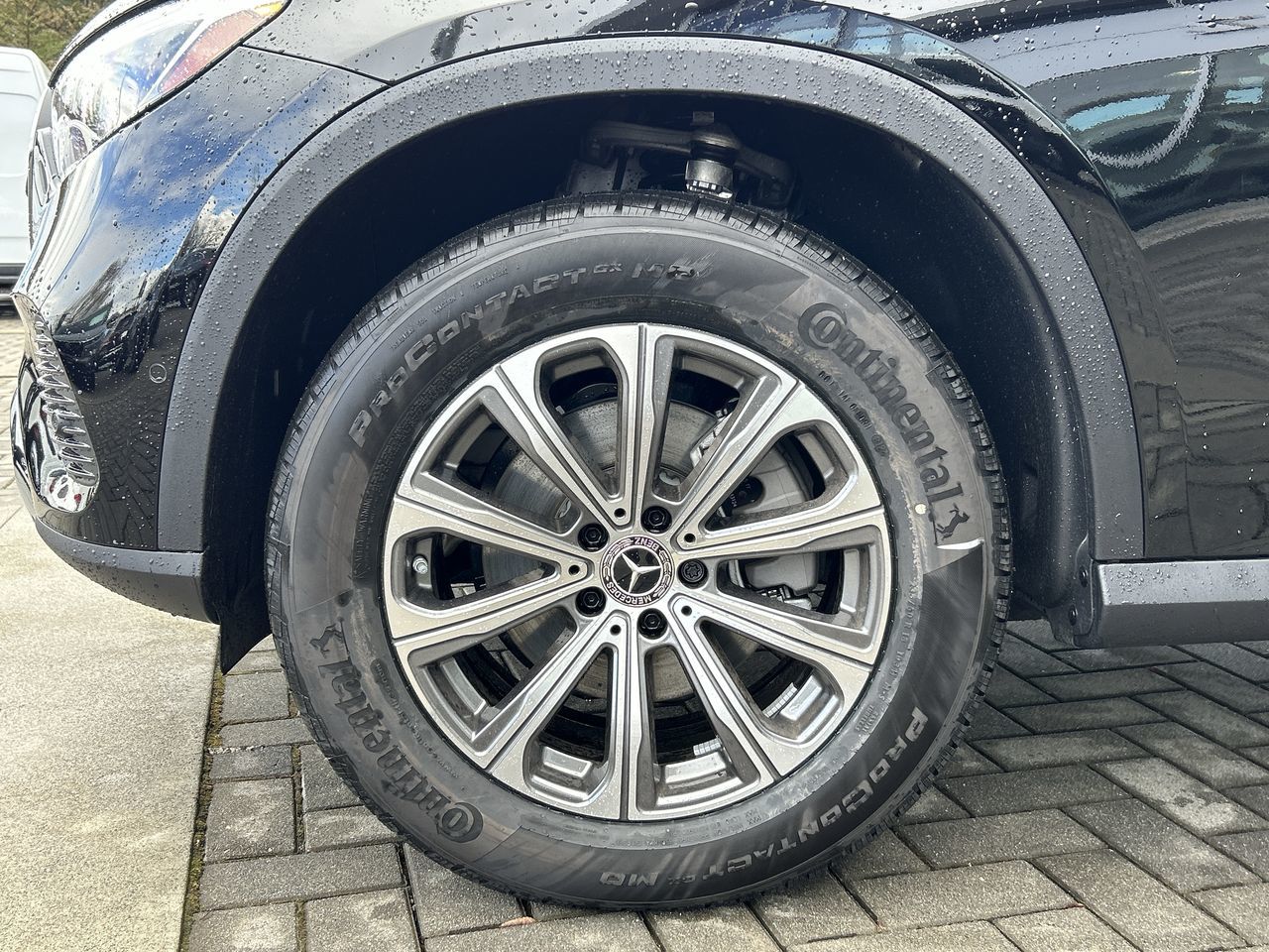 2025 Mercedes-Benz GLC300 in Vancouver, British Columbia