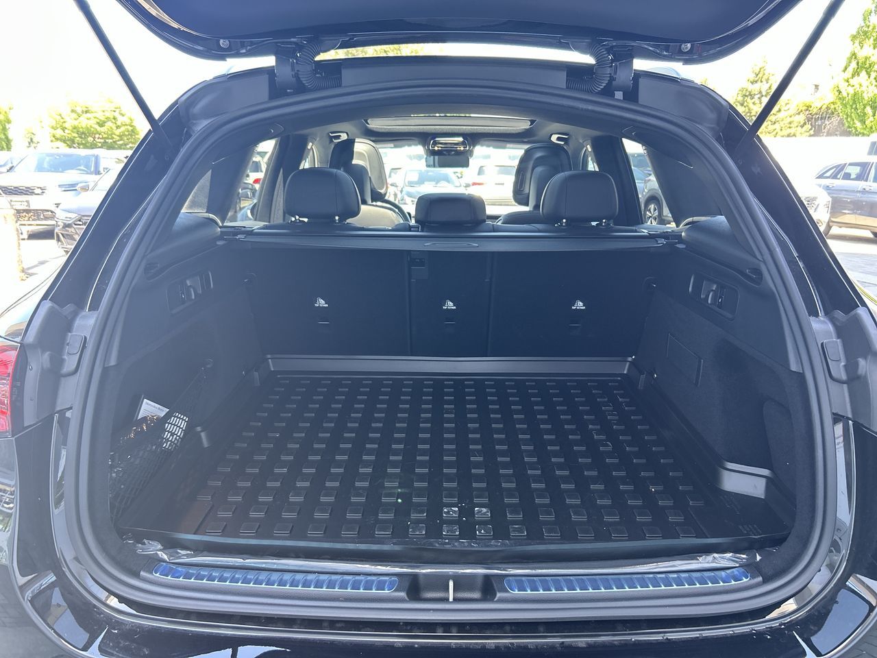 2025 Mercedes-Benz GLC300 in Vancouver, British Columbia
