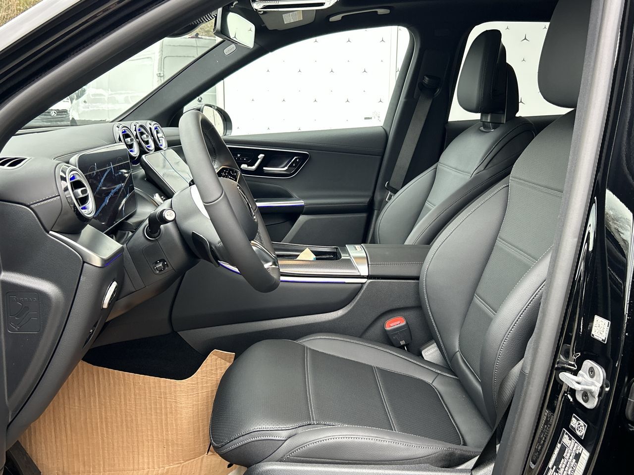 Mercedes-Benz GLC300  2025 à Vancouver, Colombie-Britannique
