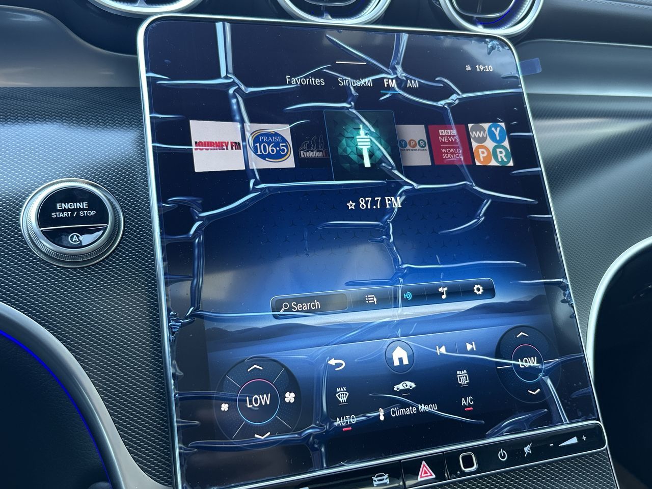 2026 Mercedes-Benz GLC300