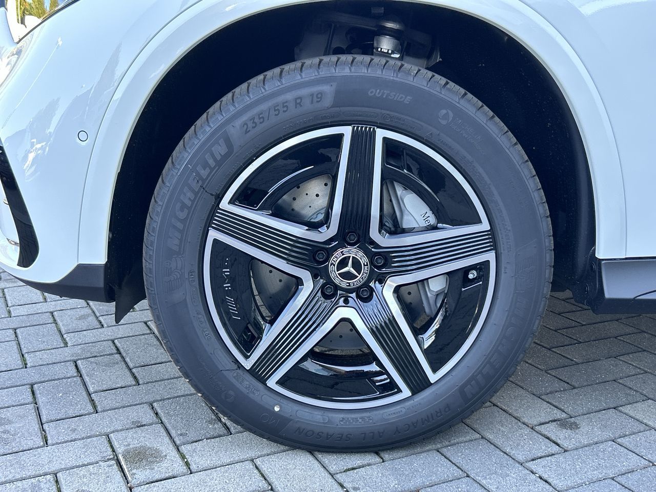 2026 Mercedes-Benz GLC300