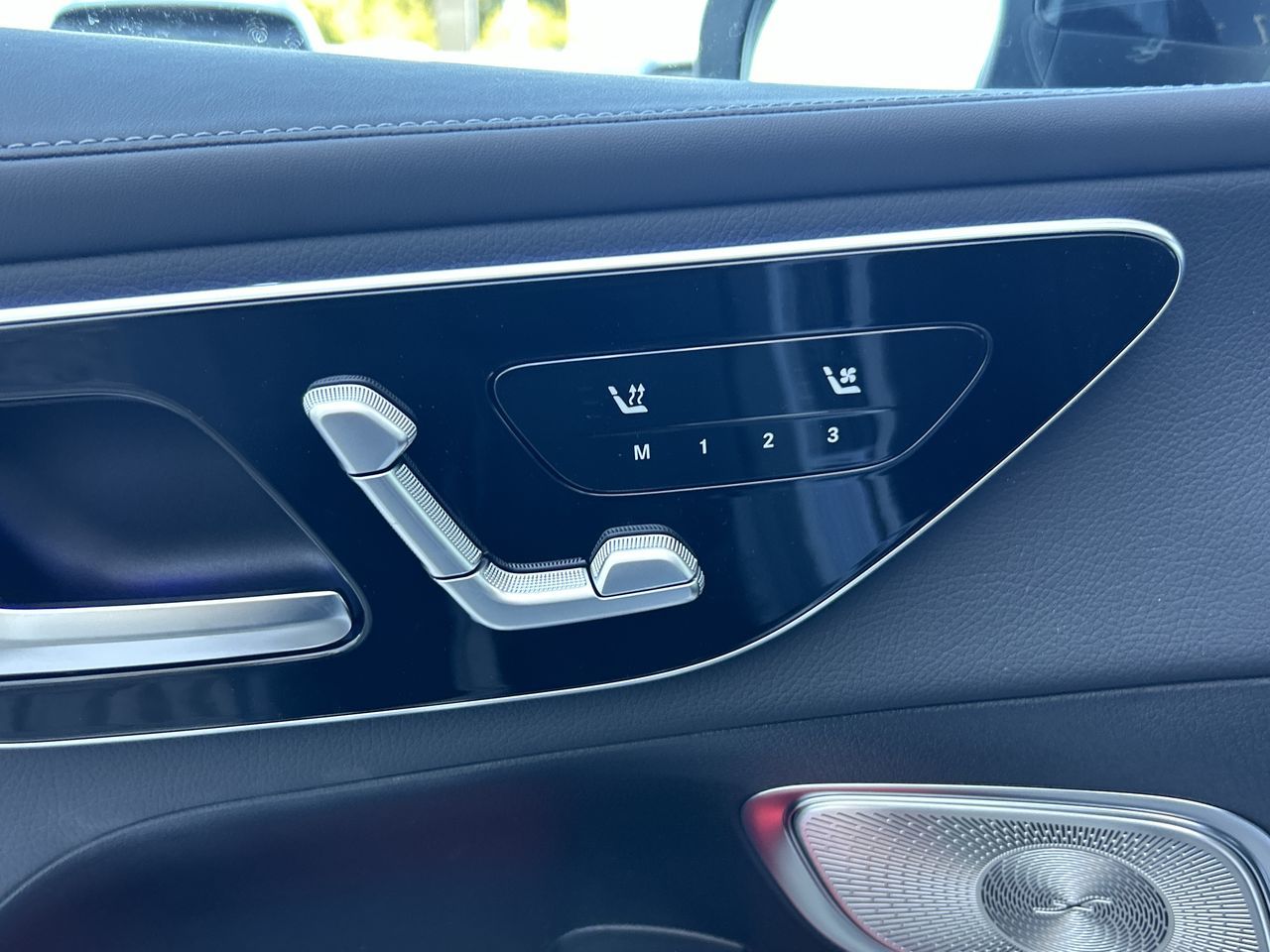 2026 Mercedes-Benz GLC300