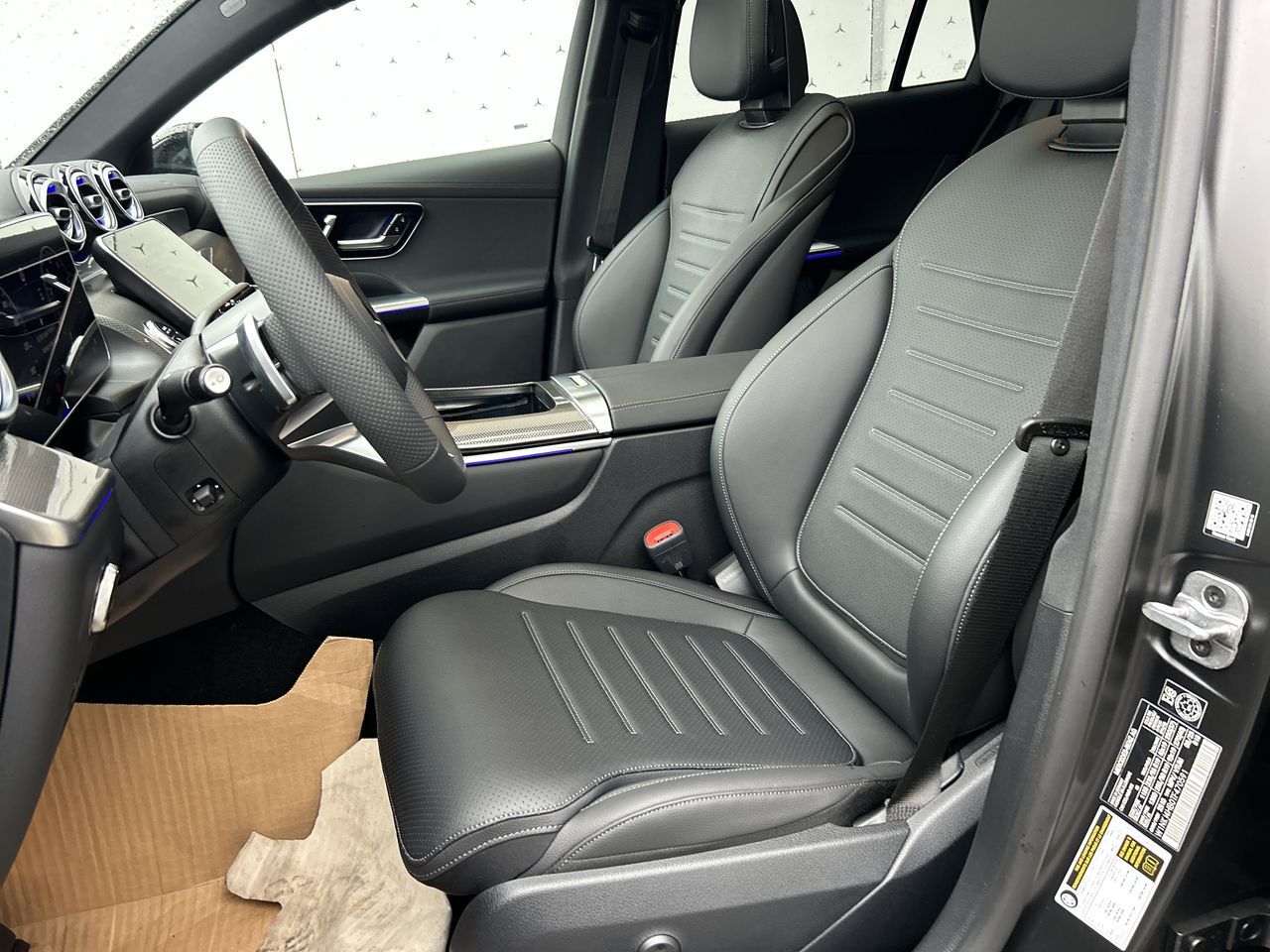 2026 Mercedes-Benz GLC300 in Vancouver, British Columbia