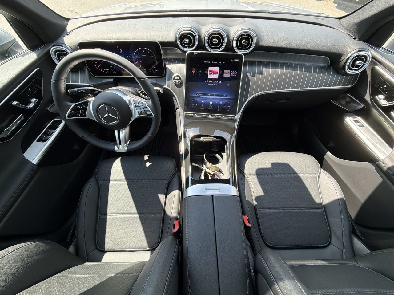 2026 Mercedes-Benz GLC300