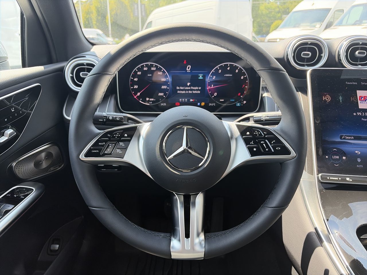 2026 Mercedes-Benz GLC300