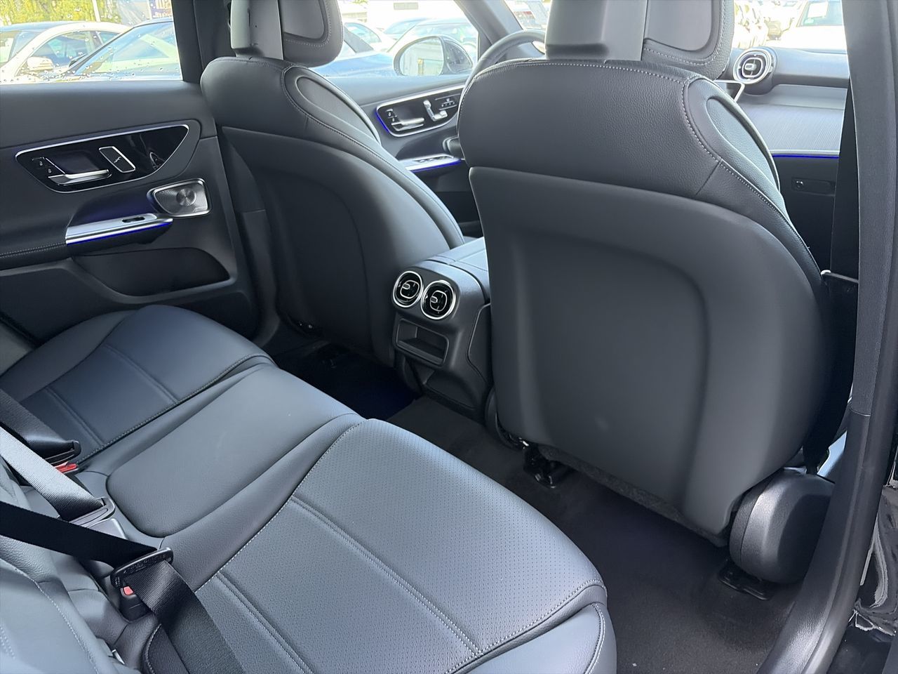 2027 Mercedes-Benz GLC