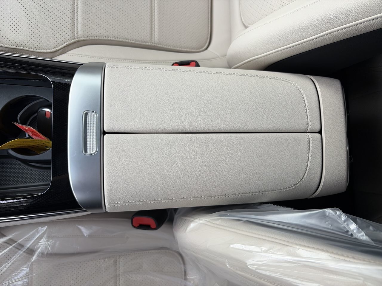2027 Mercedes-Benz GLC
