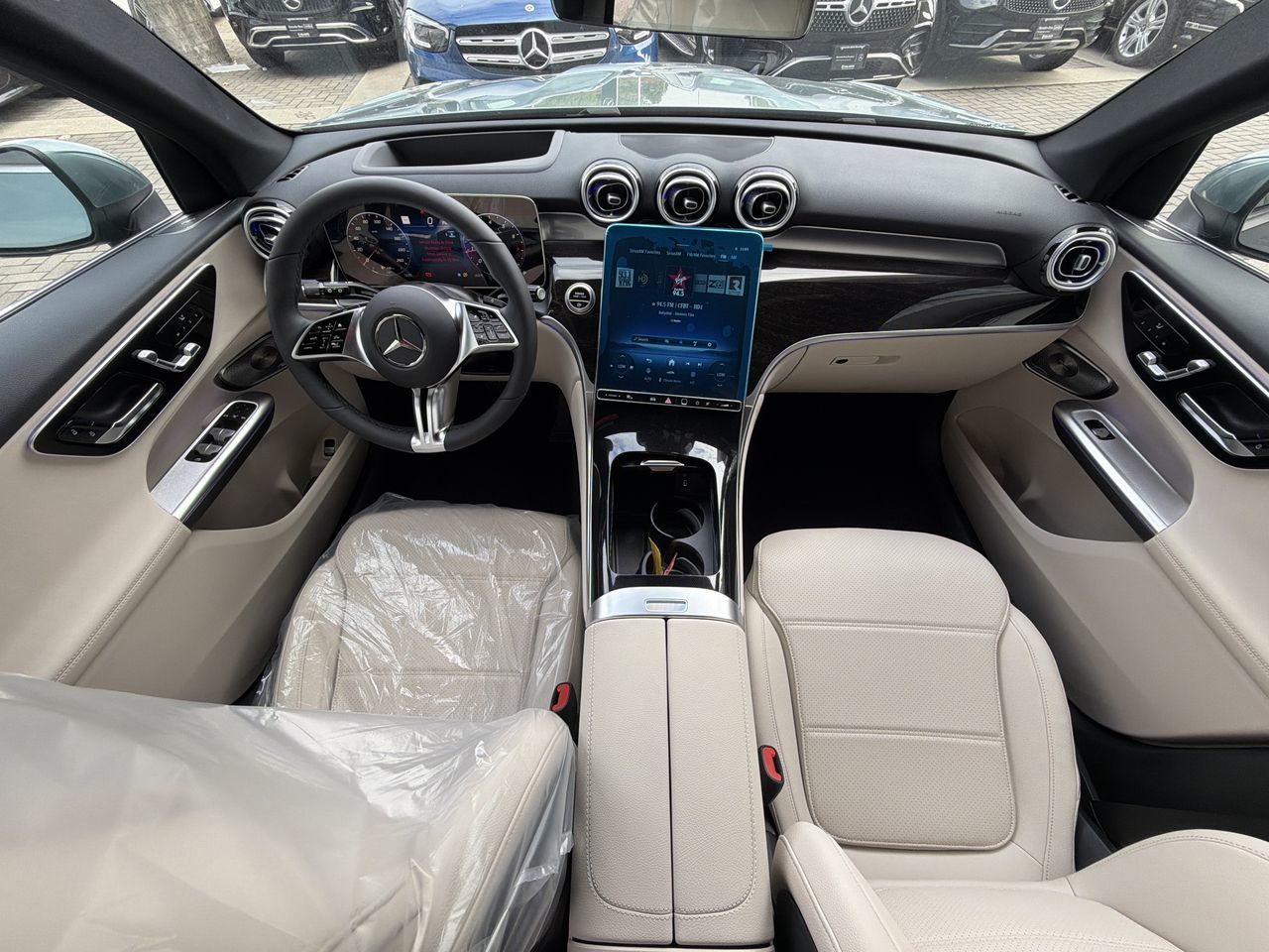 2027 Mercedes-Benz GLC