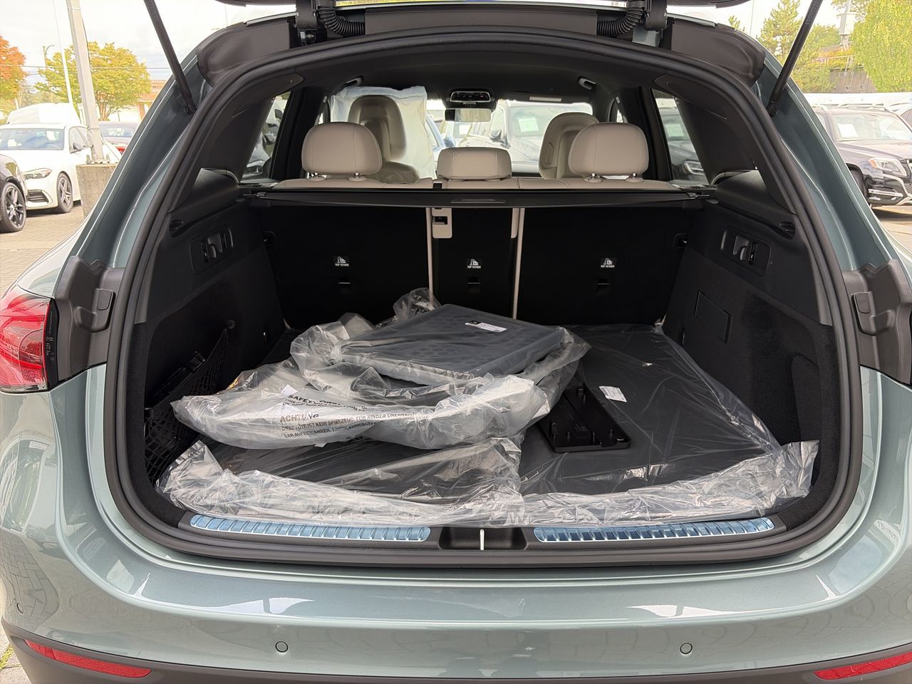 2027 Mercedes-Benz GLC