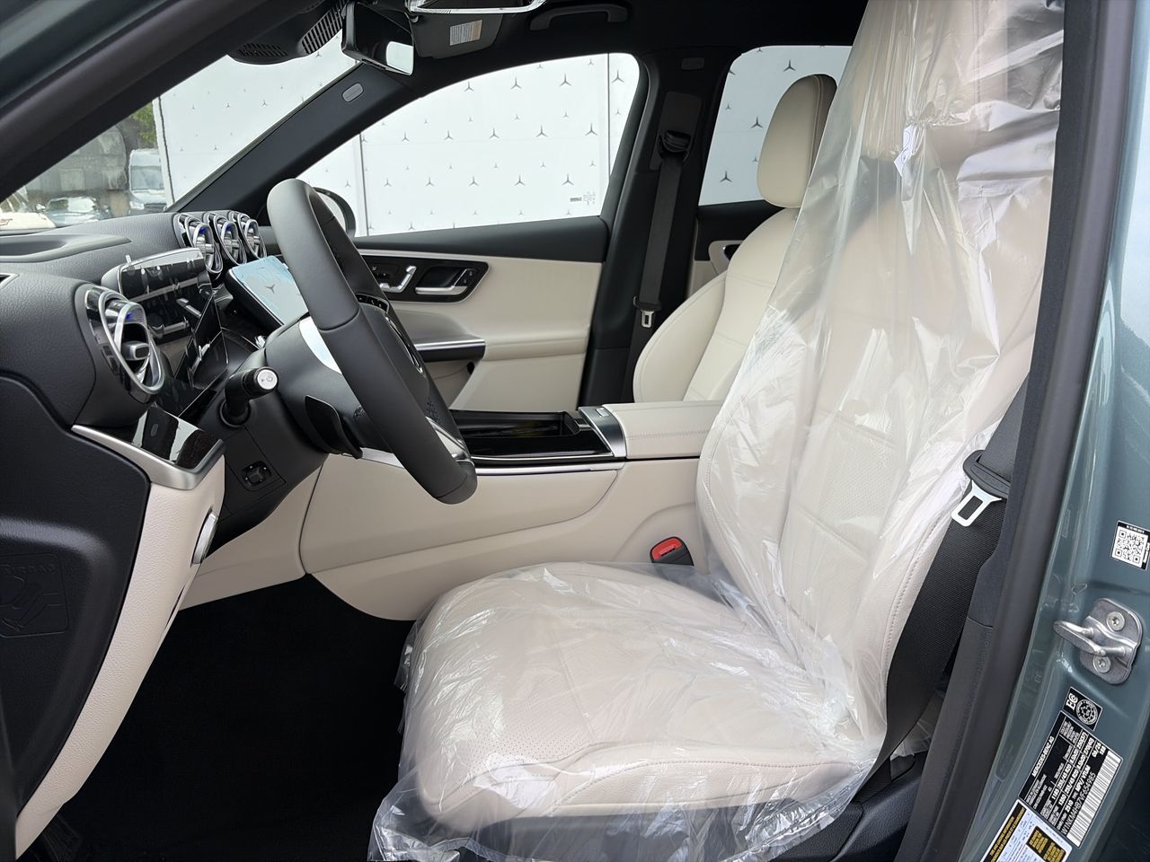 2027 Mercedes-Benz GLC