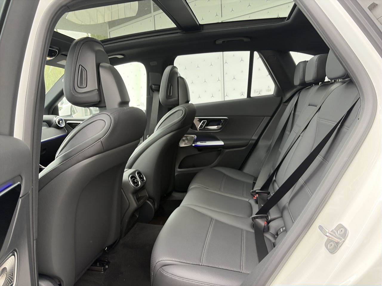 2027 Mercedes-Benz GLC